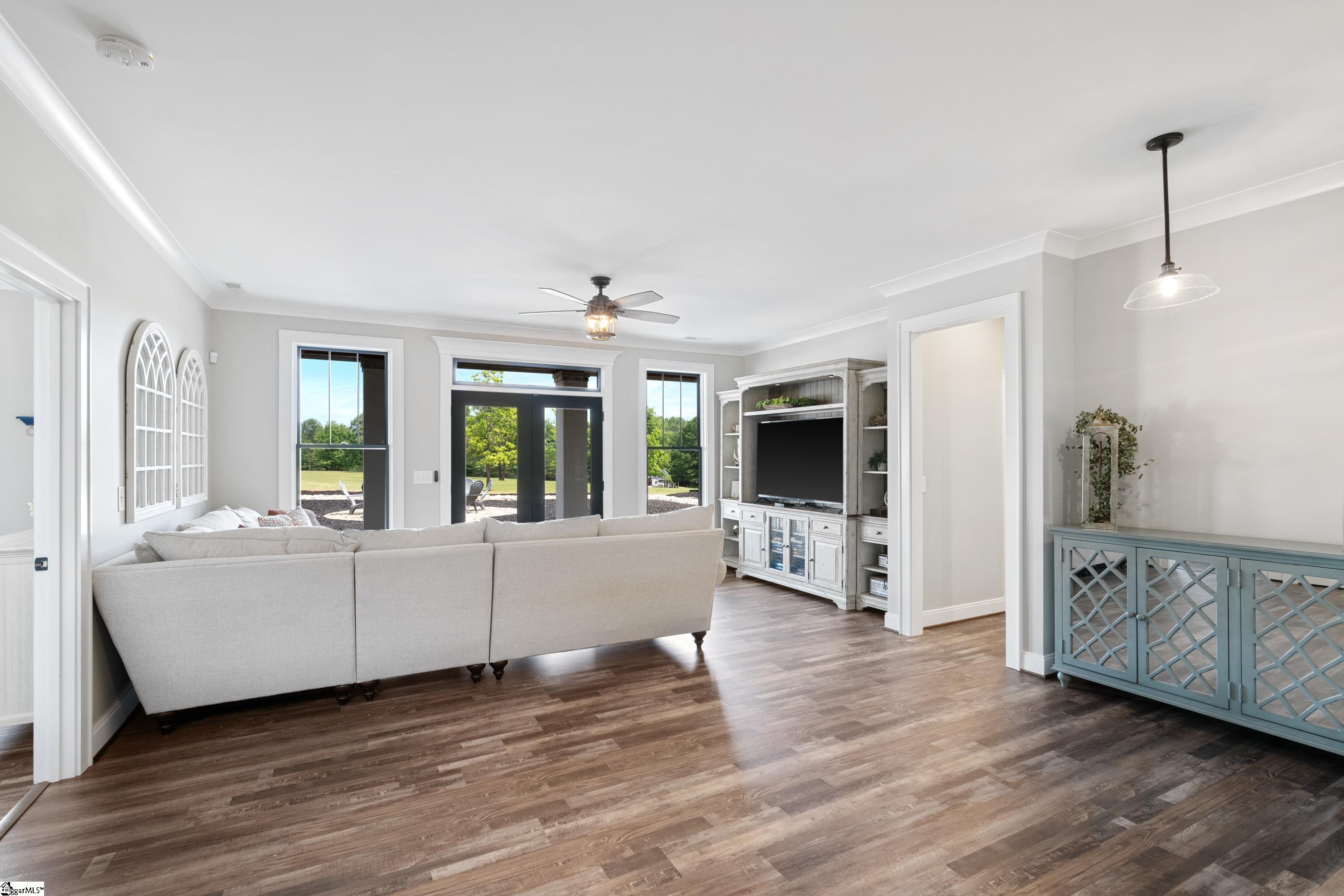 5400 Highway 14 Landrum, SC 29356 - Photo 23 of 36