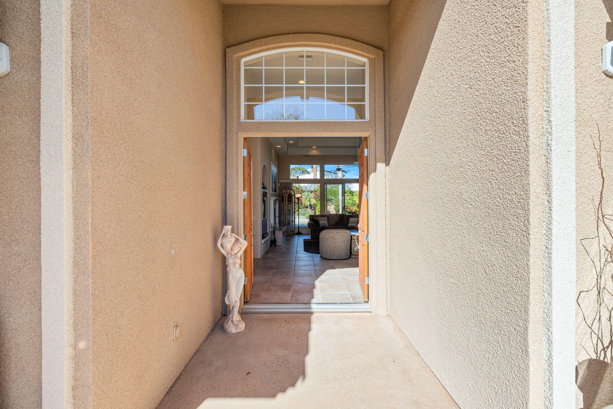 1 Collegate Circle Rancho Mirage, CA 92270 - Photo 6 of 72 29-web-or-mls-8M4A3242