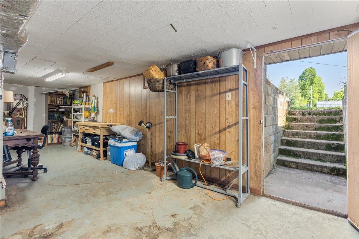 350 Stephens Road Greenback, TN 37742 - Photo 23 of 36