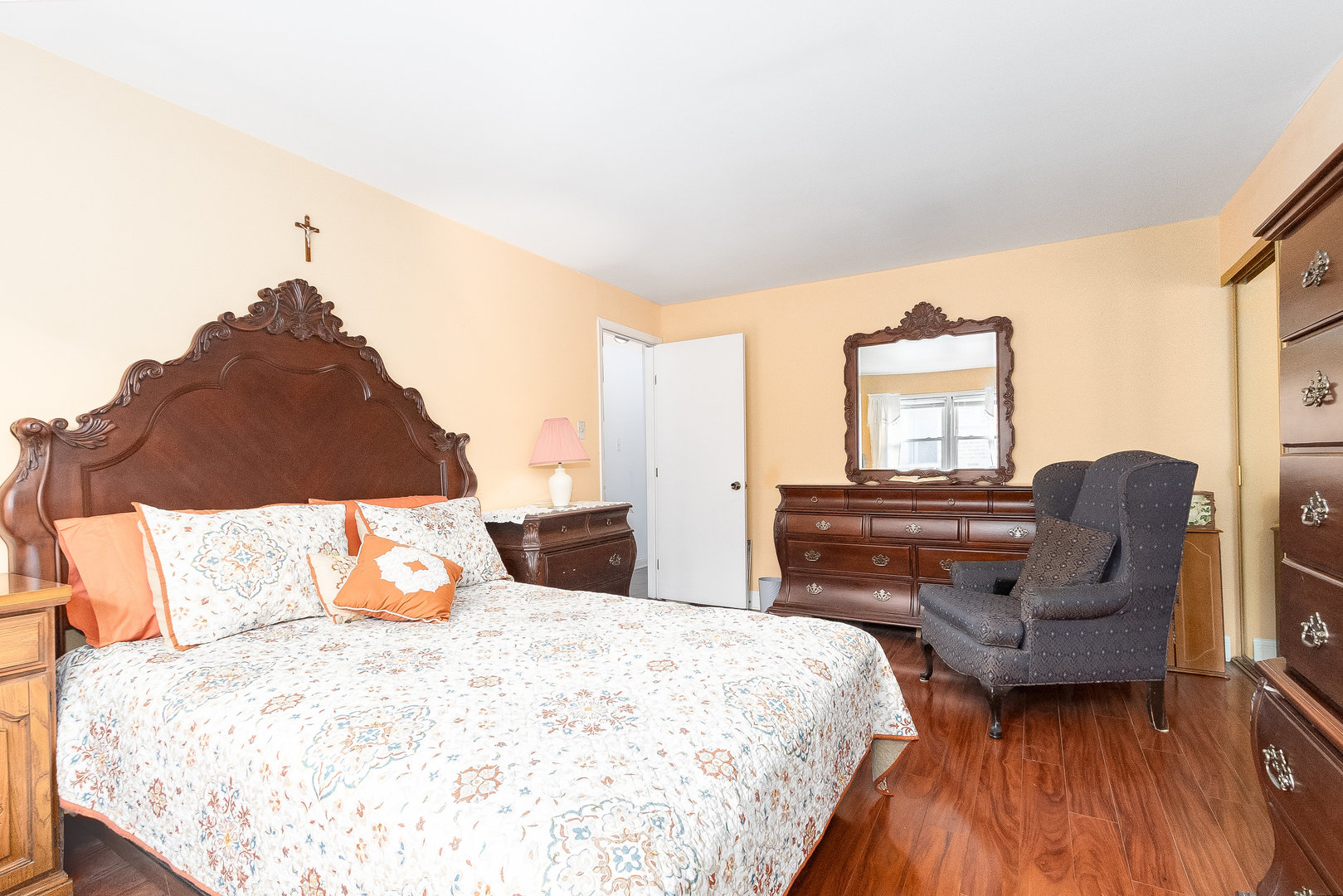 7104 98th Street, Unit 302 Chicago Ridge, IL 60415 - Photo 16 of 24 Gallery Image 16