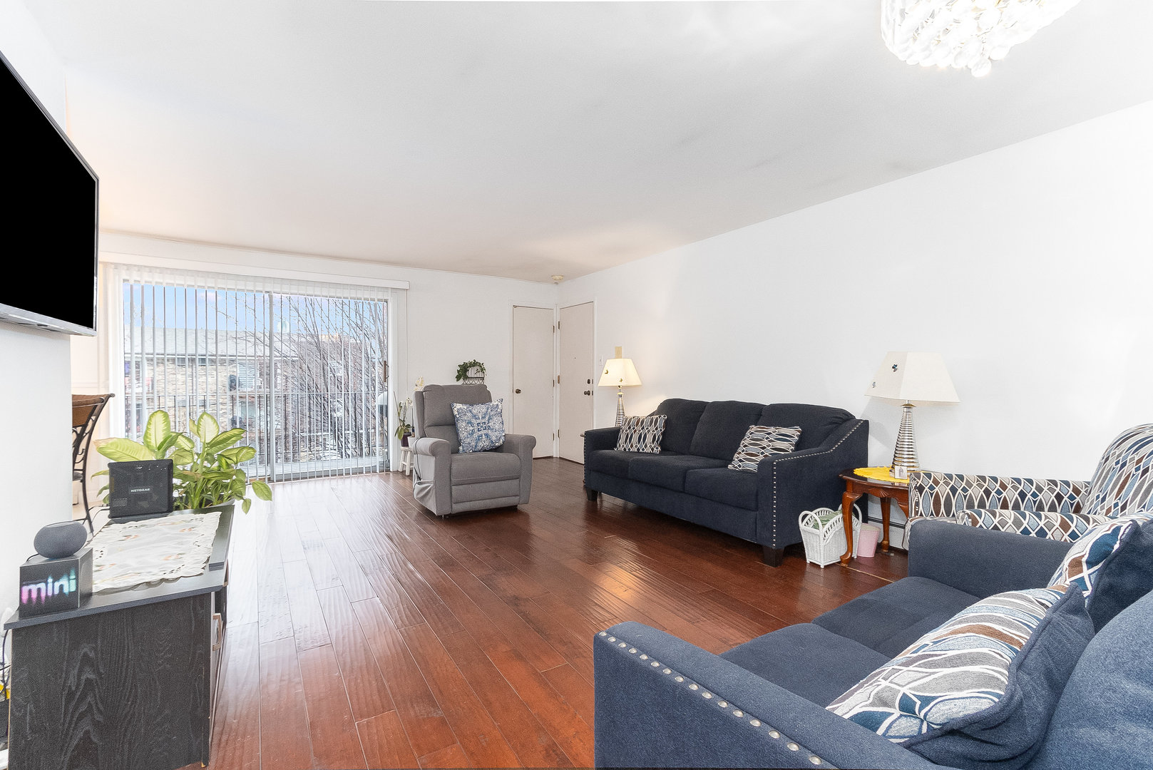 7104 98th Street, Unit 302 Chicago Ridge, IL 60415 - Photo 7 of 24 Gallery Image 7