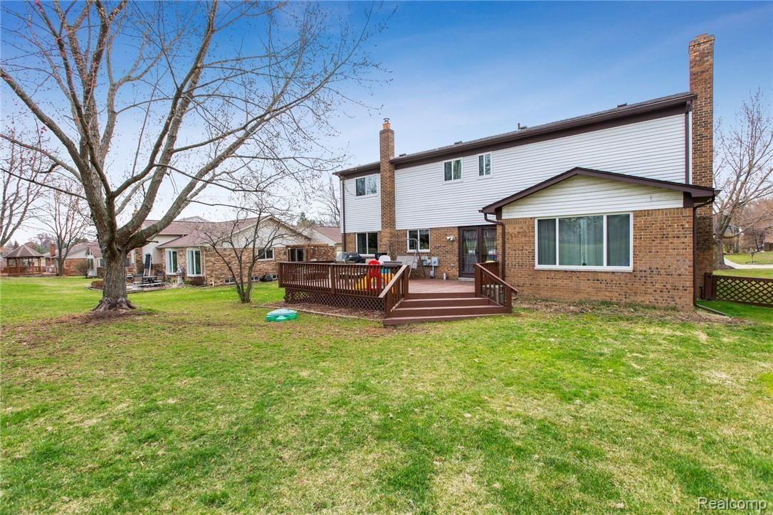 2269 Norton Road Rochester, MI 48307 - Photo 30 of 31 30.jpg