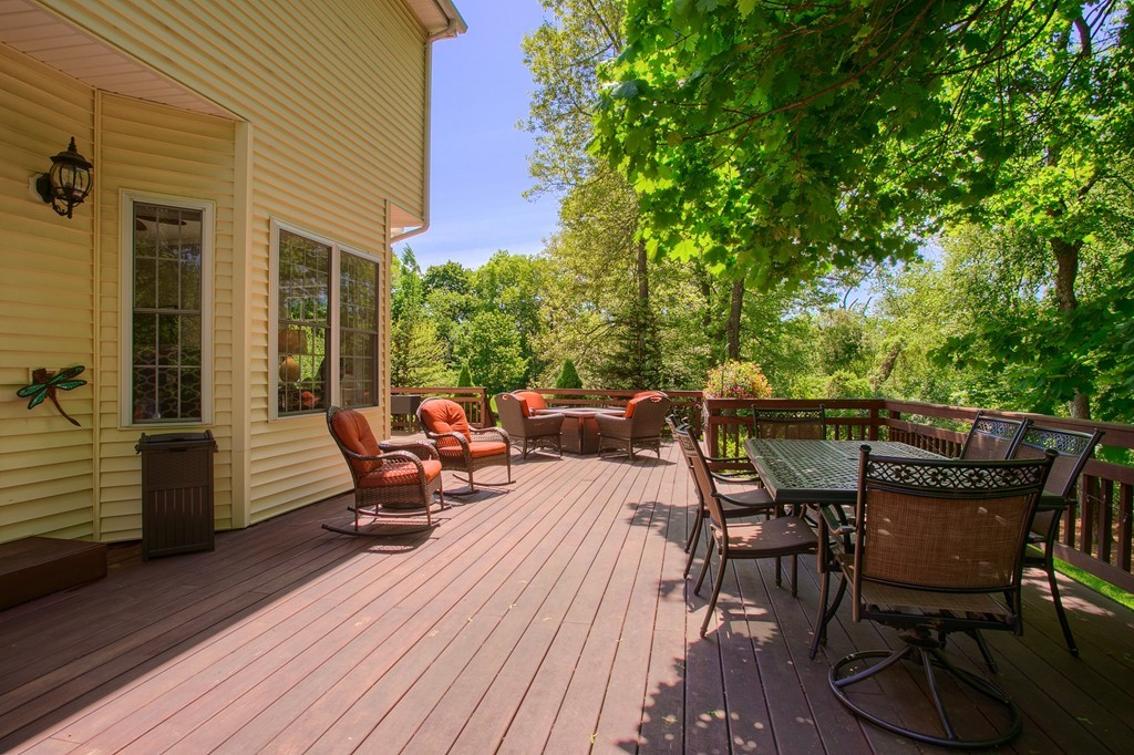 28 Robinson Road Westford, MA 01886 - Photo 25 of 30 Gallery Image 25