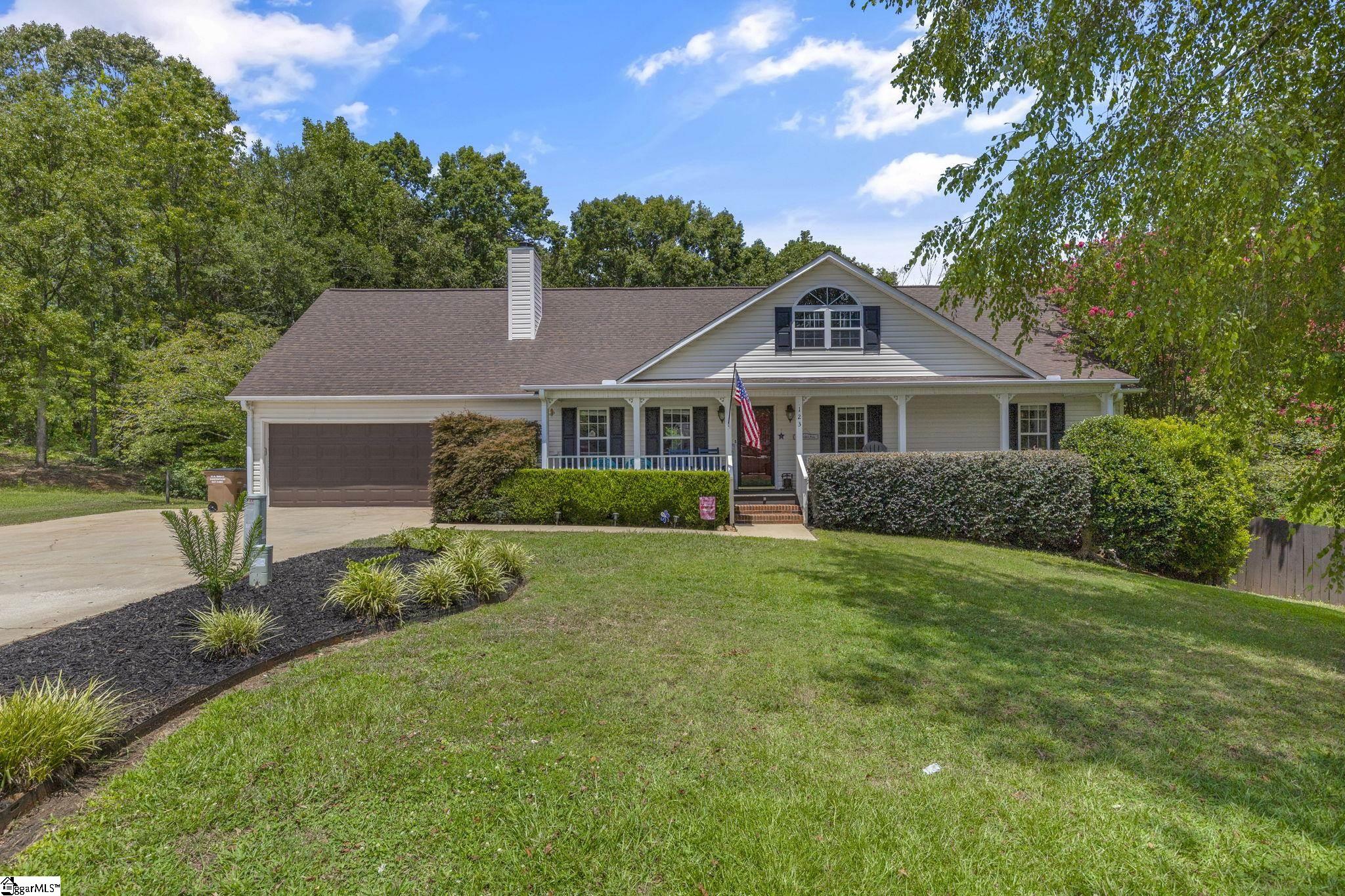 123 Crompton Drive Pelzer, SC 29669 - Photo 4 of 39