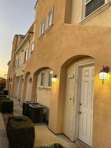 a house view with a outdoor space