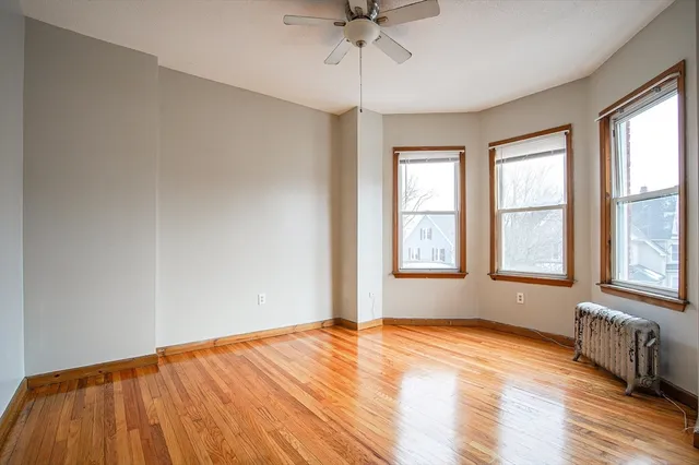 $1,990 | 193 Beech Street, Unit 193, Holyoke, MA 01040