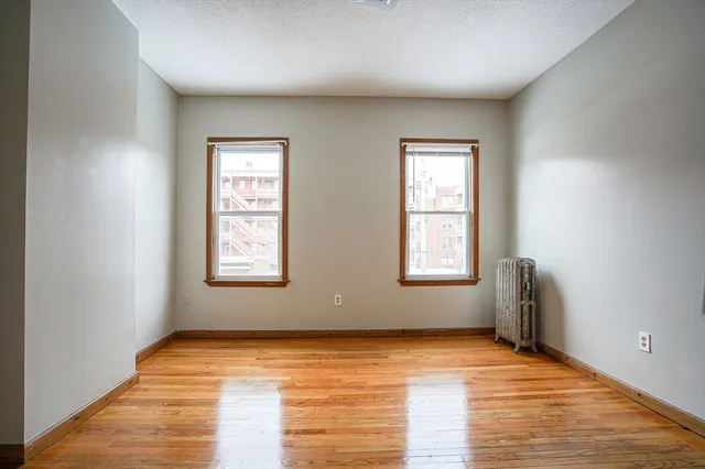 $1,990 | 193 Beech Street, Unit 193, Holyoke, MA 01040