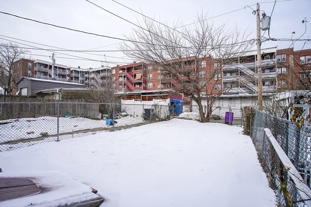 $1,990 | 193 Beech Street, Unit 193, Holyoke, MA 01040