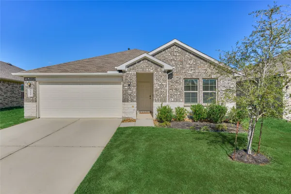 $2,049 | 13959 Leigh Lake Lane, Conroe, TX 77384