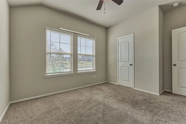 $2,049 | 13959 Leigh Lake Lane, Conroe, TX 77384