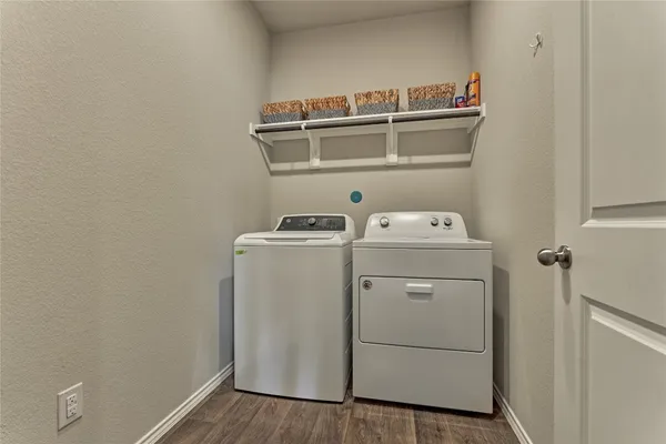 $2,049 | 13959 Leigh Lake Lane, Conroe, TX 77384