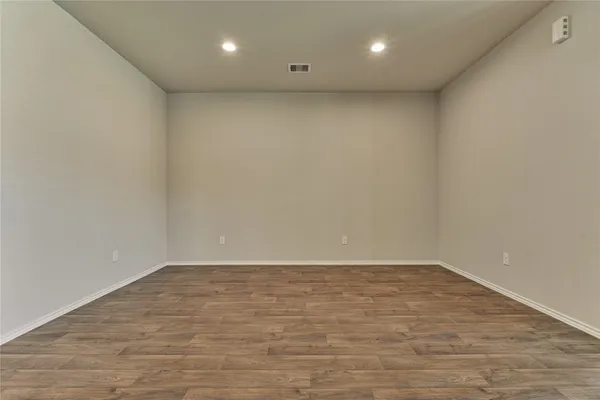 $2,049 | 13959 Leigh Lake Lane, Conroe, TX 77384