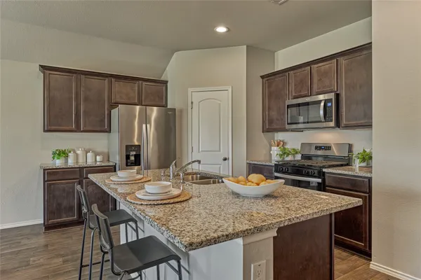 $2,049 | 13959 Leigh Lake Lane, Conroe, TX 77384