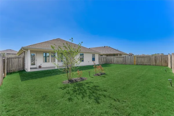 $2,049 | 13959 Leigh Lake Lane, Conroe, TX 77384