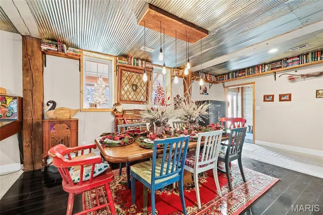 $599,900 | 305 North Main Street, Ste. Genevieve, MO 63670