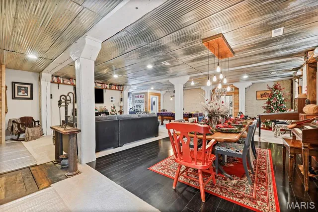 $599,900 | 305 North Main Street, Ste. Genevieve, MO 63670