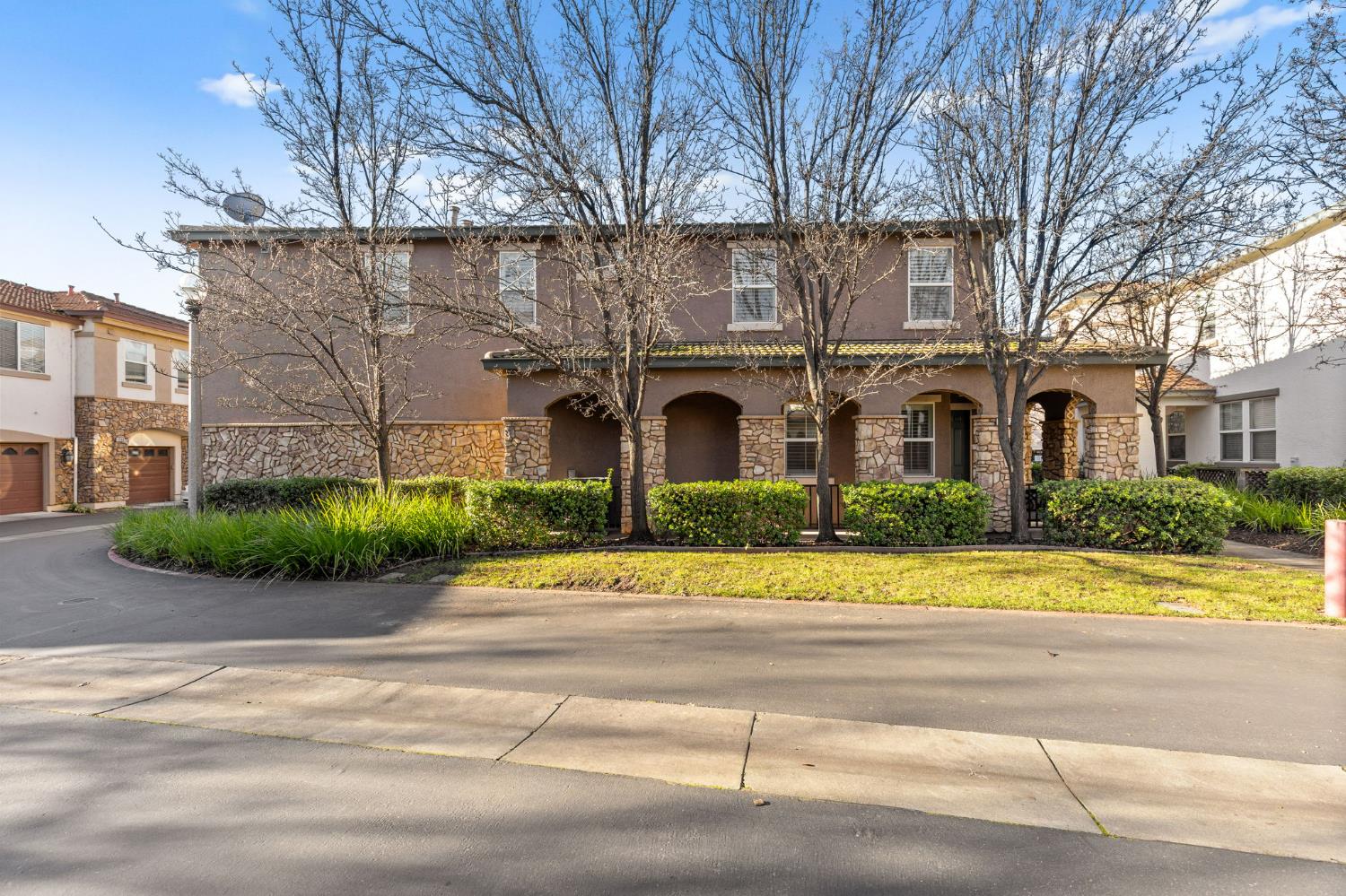 1107 Hudson Circle Lincoln, CA 95648 - Photo 2 of 51 front view of a house with a garden