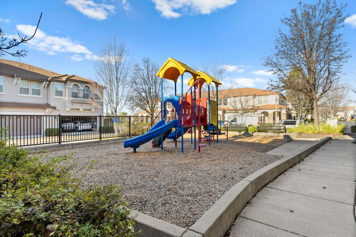 1107 Hudson Circle Lincoln, CA 95648 - Photo 51 of 51 a view of outdoor space with garden and entertaining space