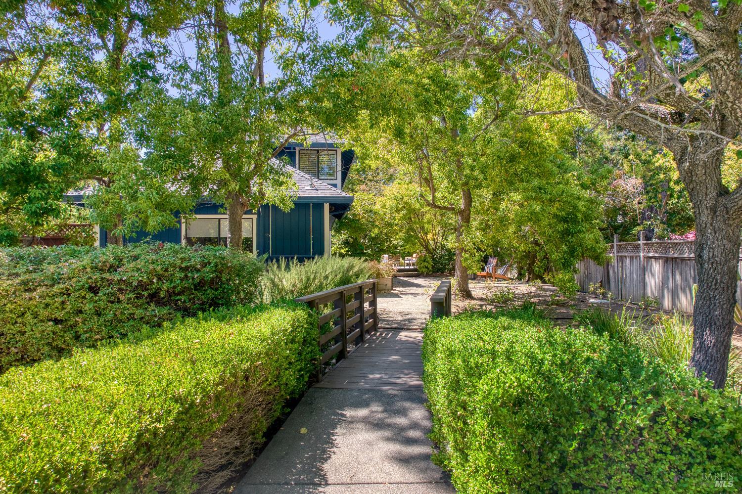 8 Racquet Court Novato, CA 94947 - Photo 34 of 47 Gallery Image 34
