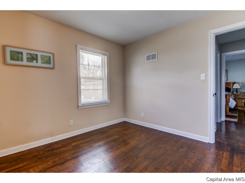 2428 South Walnut Street Springfield, IL 62704 - Photo 17 of 32