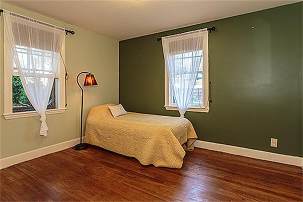 11 Yale Road Arlington, MA 02474 - Photo 6 of 20 Gallery Image 6