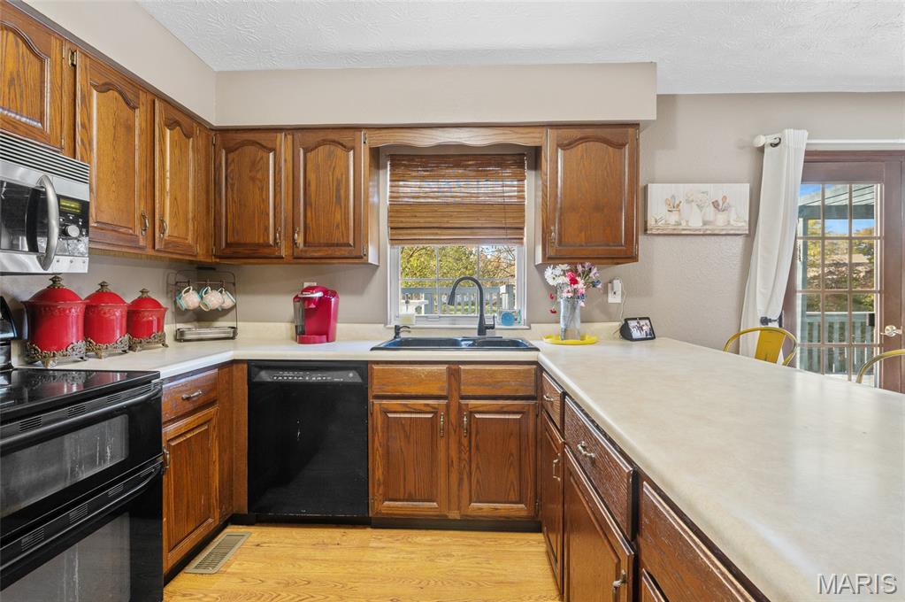 963 Long Branch Road Troy, IL 62294 - Photo 12 of 47