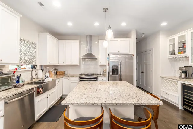 $559,900 | 111 Rosedale Court, Moyock, NC 27958