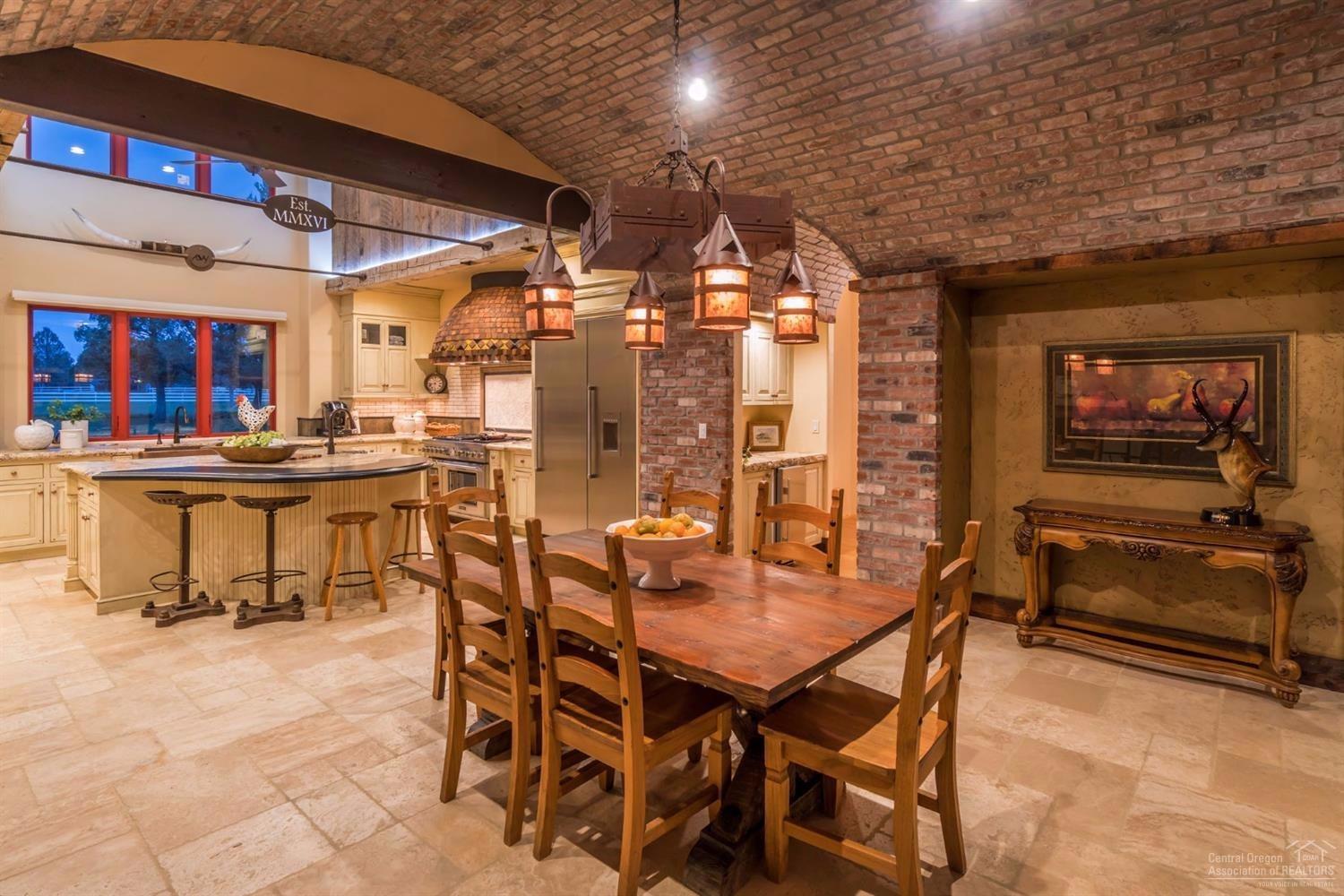 19085 Pinehurst Road Bend, OR 97703 - Photo 9 of 22 Additional Photo