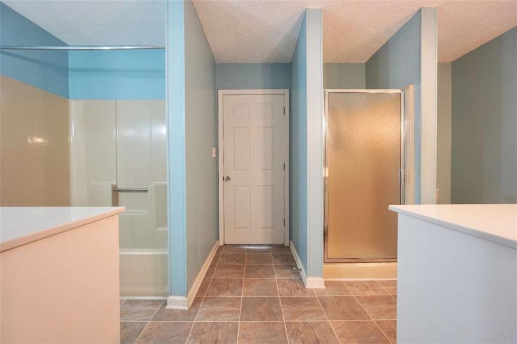 2058 Graham Road Macon, GA 31211 - Photo 22 of 37 a view of a hallway to rooms