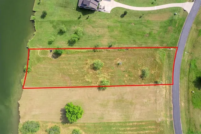 $250,000 | 7049-tbd Lk Vista Drive, Streetman, TX 75859
