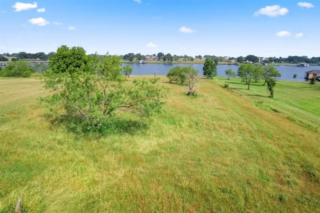 $250,000 | 7049-tbd Lk Vista Drive, Streetman, TX 75859