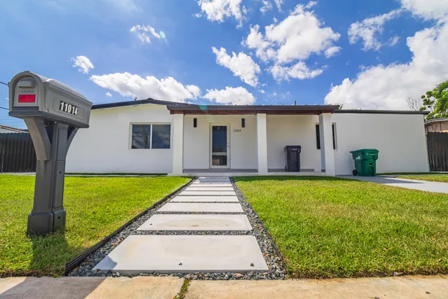 $995,000 | 11014 Westwood Lake Drive, Miami, FL 33165