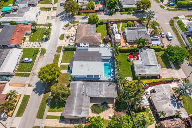 $995,000 | 11014 Westwood Lake Drive, Miami, FL 33165