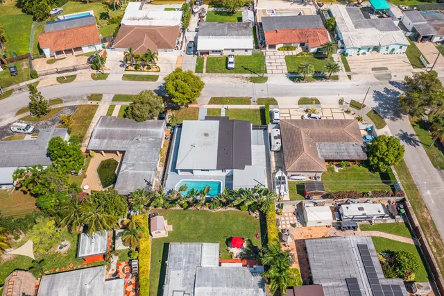 $995,000 | 11014 Westwood Lake Drive, Miami, FL 33165