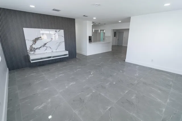 $995,000 | 11014 Westwood Lake Drive, Miami, FL 33165