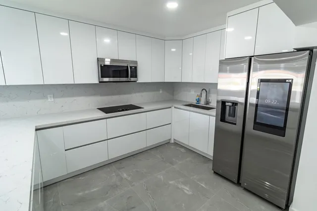 $995,000 | 11014 Westwood Lake Drive, Miami, FL 33165