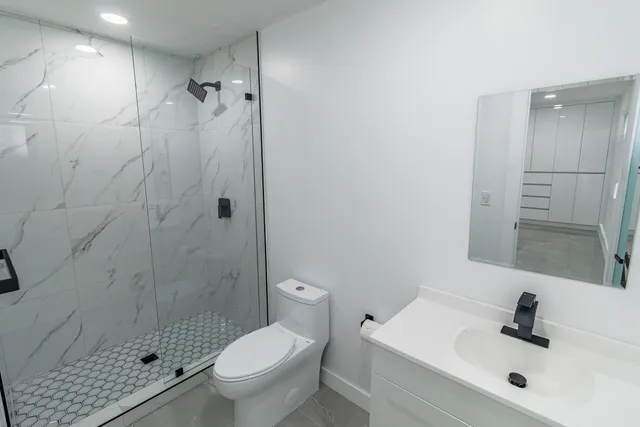 $995,000 | 11014 Westwood Lake Drive, Miami, FL 33165