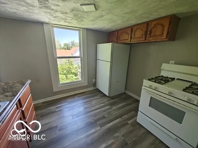 $324,900 | 106-108 West Pennsylvania Street, Shelbyville, IN 46176