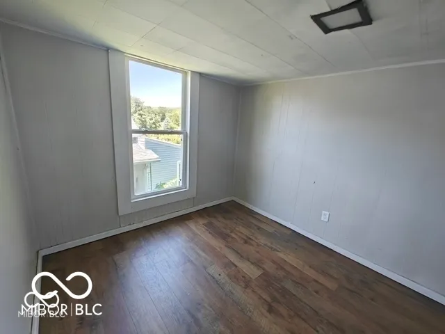 $324,900 | 106-108 West Pennsylvania Street, Shelbyville, IN 46176