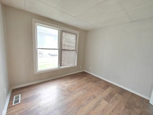 $299,900 | 106-108 West Pennsylvania Street, Shelbyville, IN 46176