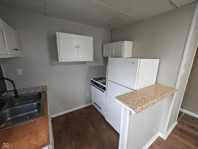 $324,900 | 106-108 West Pennsylvania Street, Shelbyville, IN 46176