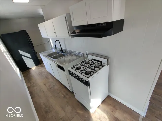 $324,900 | 106-108 West Pennsylvania Street, Shelbyville, IN 46176