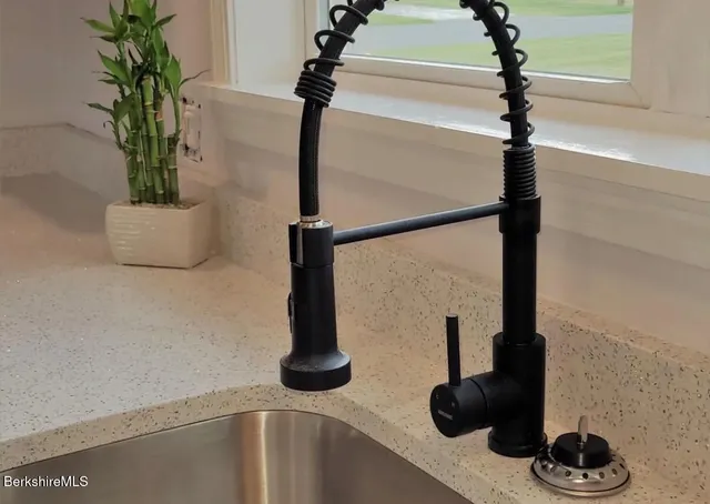 $349,990 | 1842 East Street, Pittsfield, MA 01201