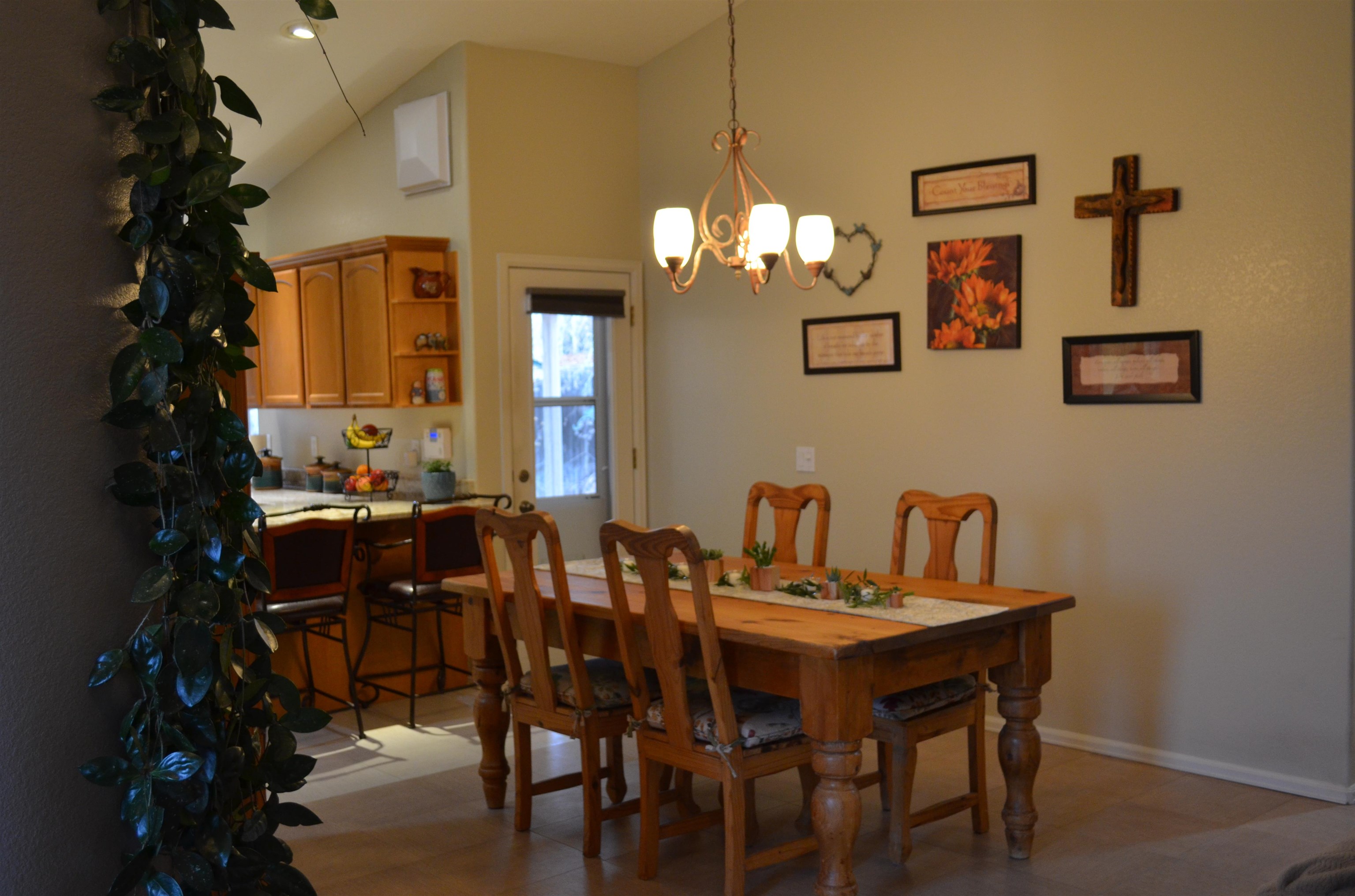 555 Rio Borde Court Grand Junction, CO 81507 - Photo 3 of 24 Gallery Image 3