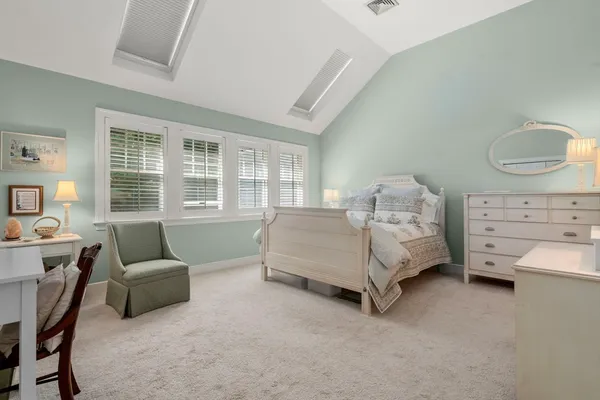 $650,000 | 9 Highcroft Way, Unit 9, Hopkinton, MA 01748