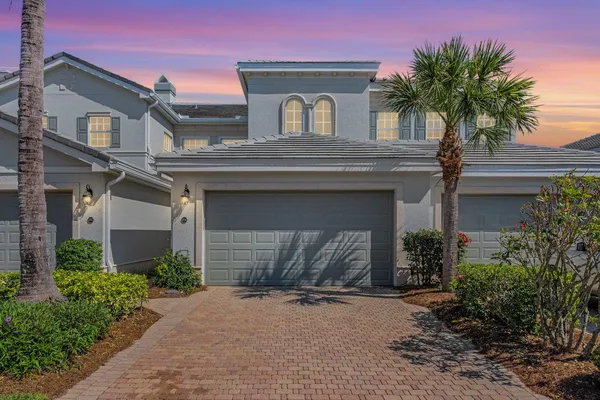 $639,900 | 9283 Museo Circle, Unit 204, Naples, FL 34114