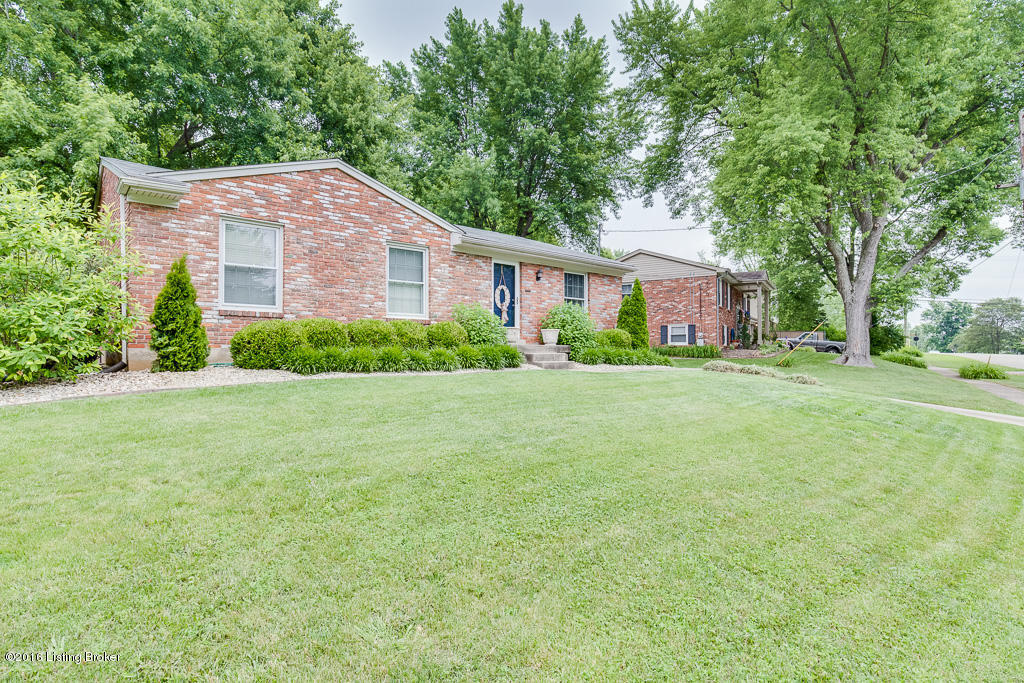 813 Echo Bridge Road Louisville, KY 40243 - Photo 29 of 32 031-Small
