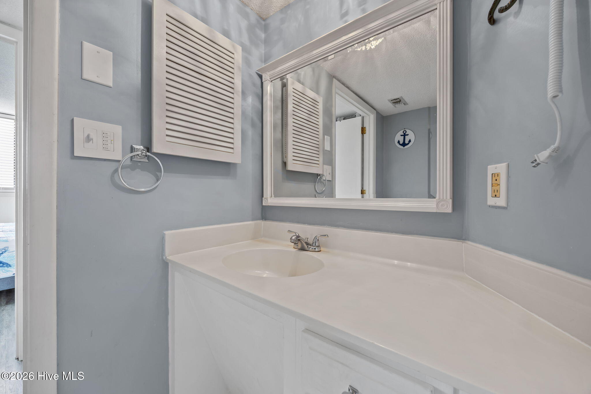 1400 East Fort Macon Road, Unit 410 Atlantic Beach, NC 28512 - Photo 24 of 43 39-web-or-mls-IMG_0116