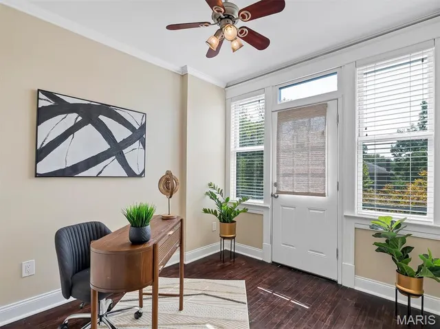 $534,999 | 3957 Shaw Boulevard, St. Louis, MO 63110