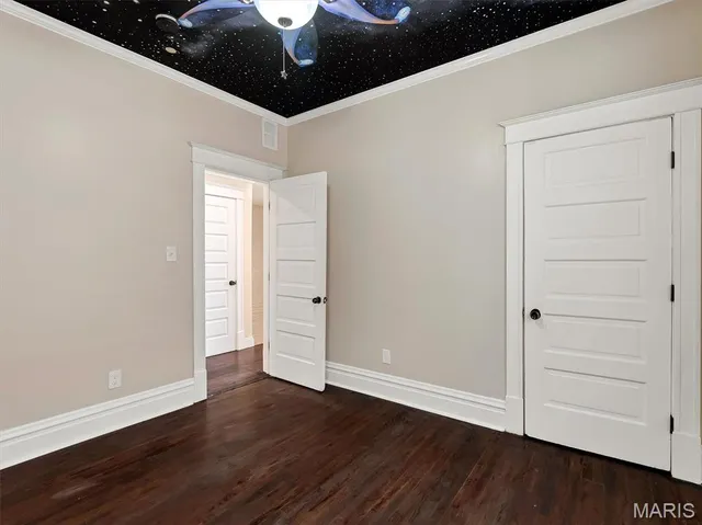 $534,999 | 3957 Shaw Boulevard, St. Louis, MO 63110